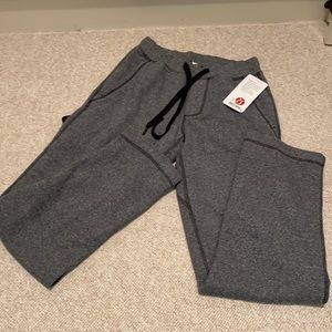 NWT Lululemon Hustle Pants in grey heather